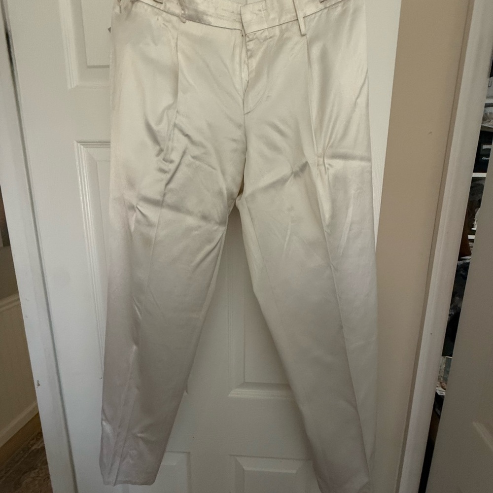 Women’s Gucci Classic Cream pants suit